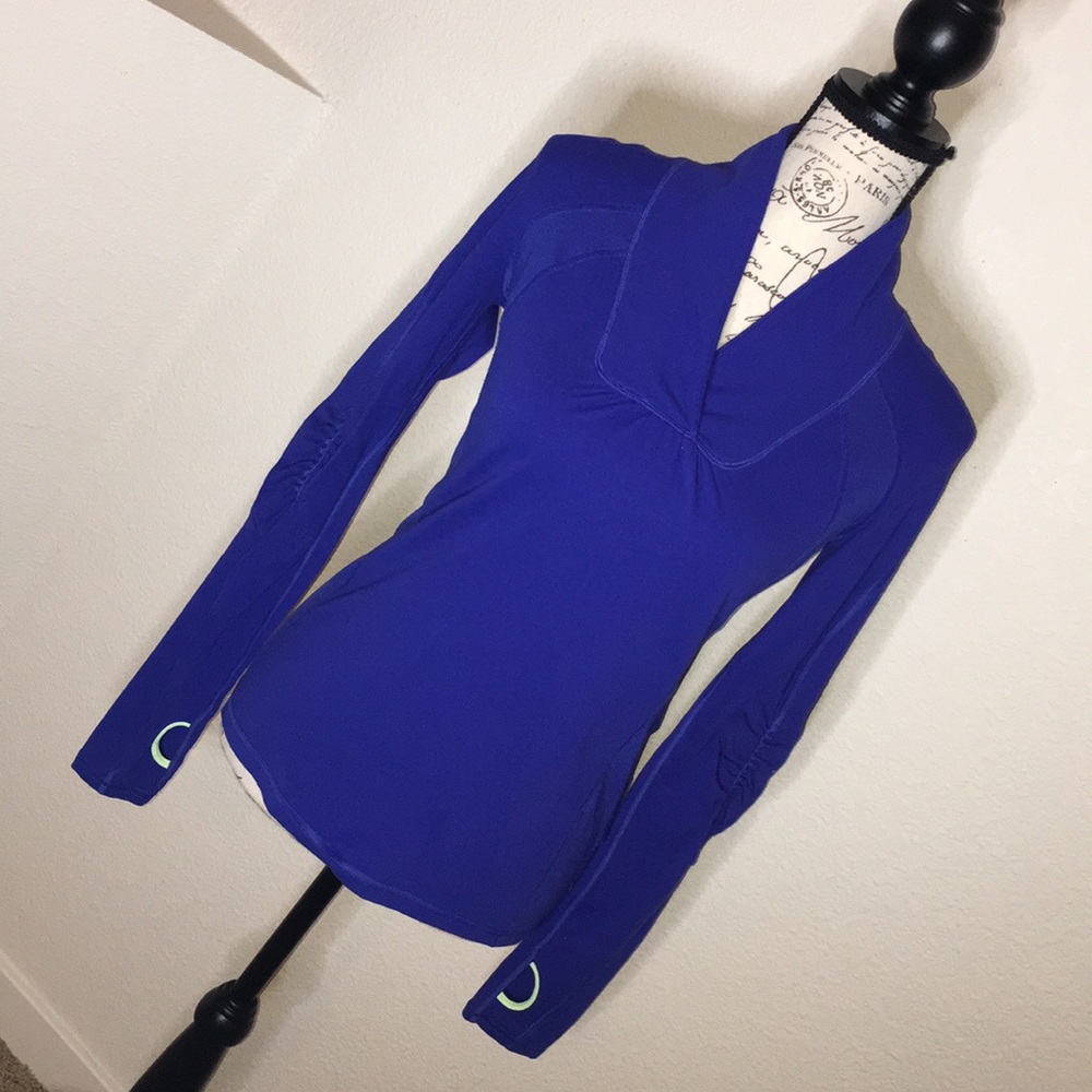 Lululemon Pullover Top